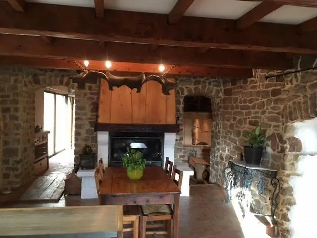 Gite De Cayssie Verrieres  0*, Verrieres (Aveyron) Frankrike
